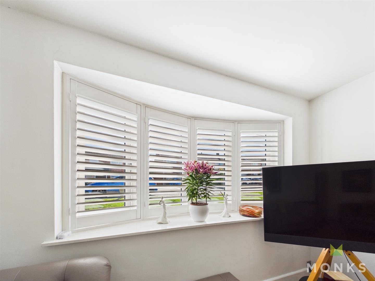 23 Meadow Rise, Oswestry, SY11 2EE For Sale